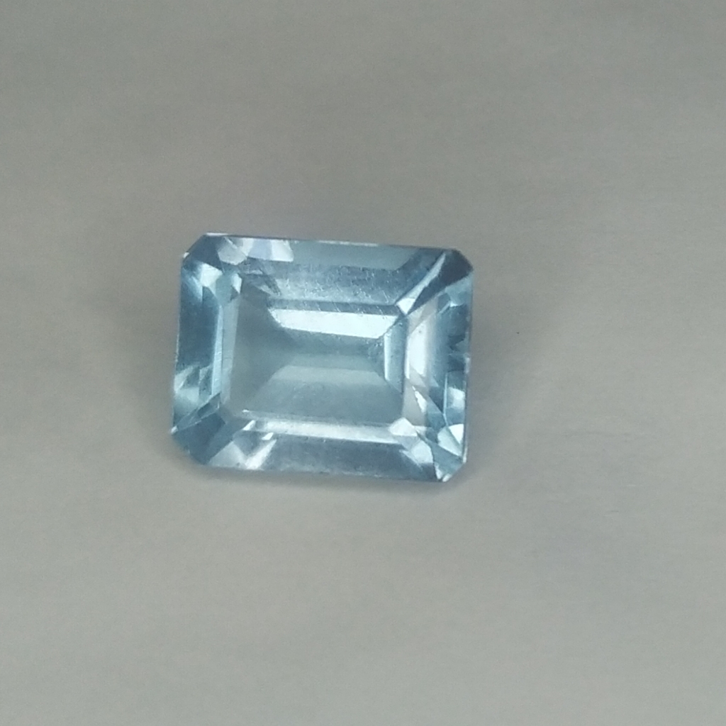 Brilliant 4 Ct Aquamarine